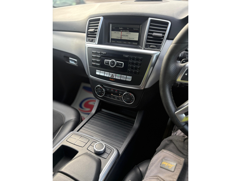 2014 Mercedes-Benz M Class - image 10