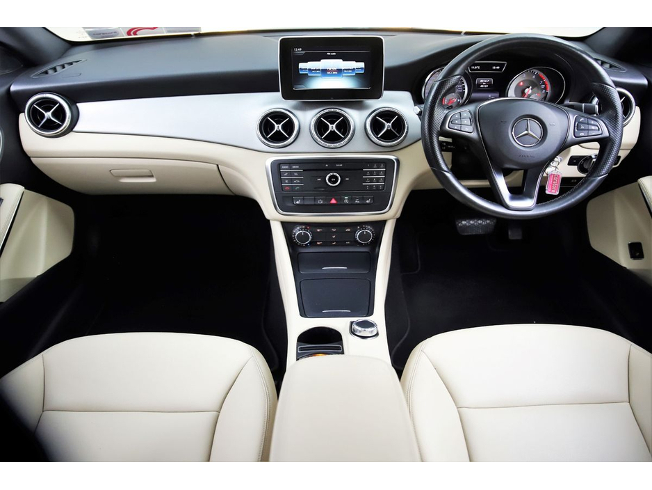 2015 Mercedes-Benz CLA Class - image 14