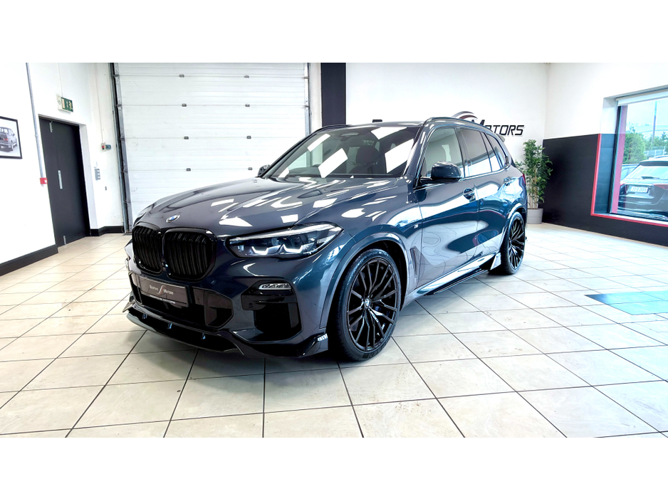 2019 BMW X5 - image 30