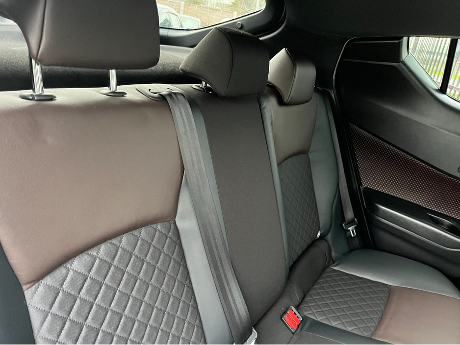 2017 Toyota C-HR 1.8 HYBRID AUTO LOW KM HIGH SPEC