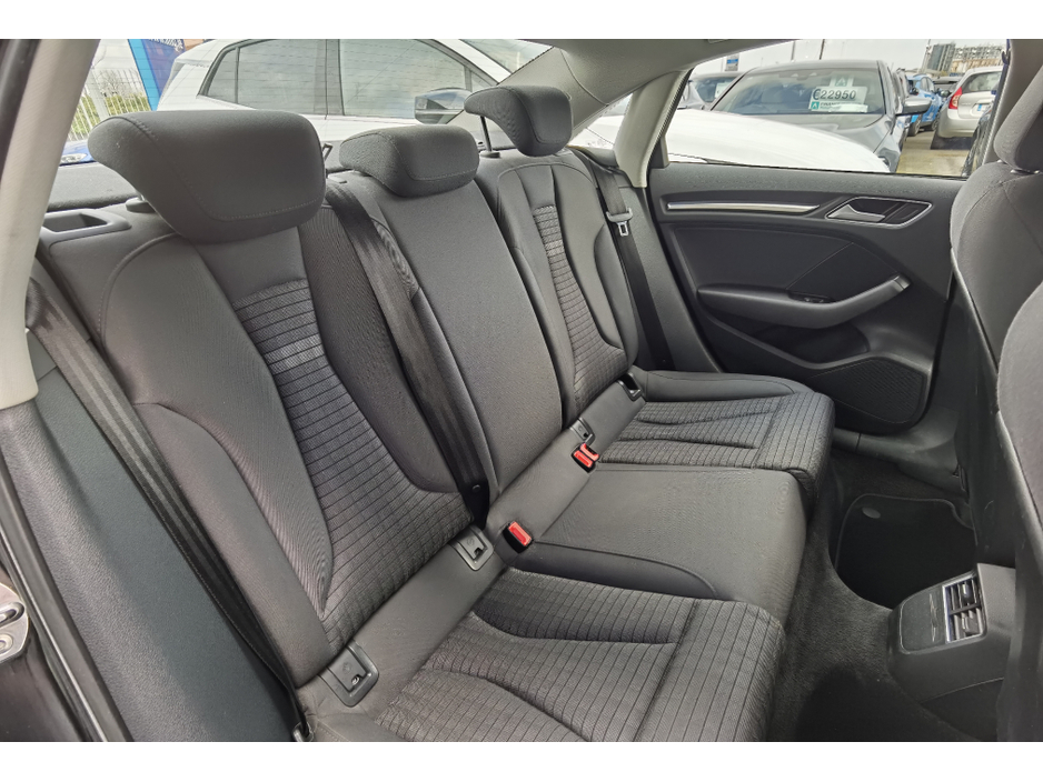 2015 Audi A3 - image 10