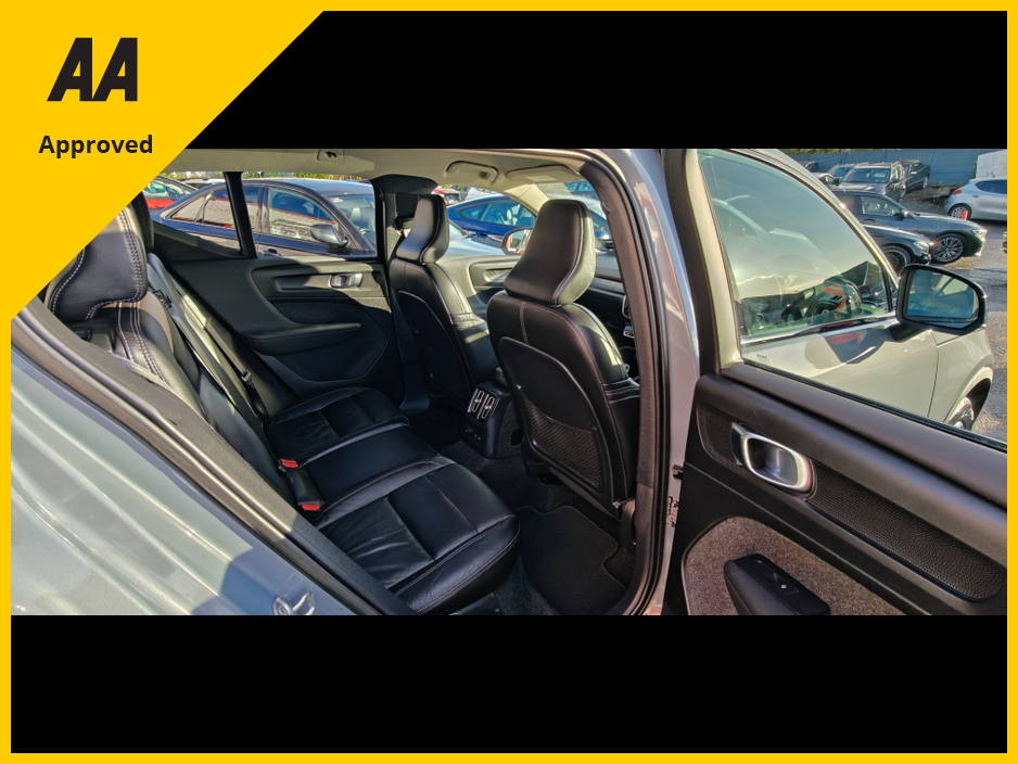 2022 Volvo XC40 2022 1.5 T4 PLUS 208BHP AU €32,950