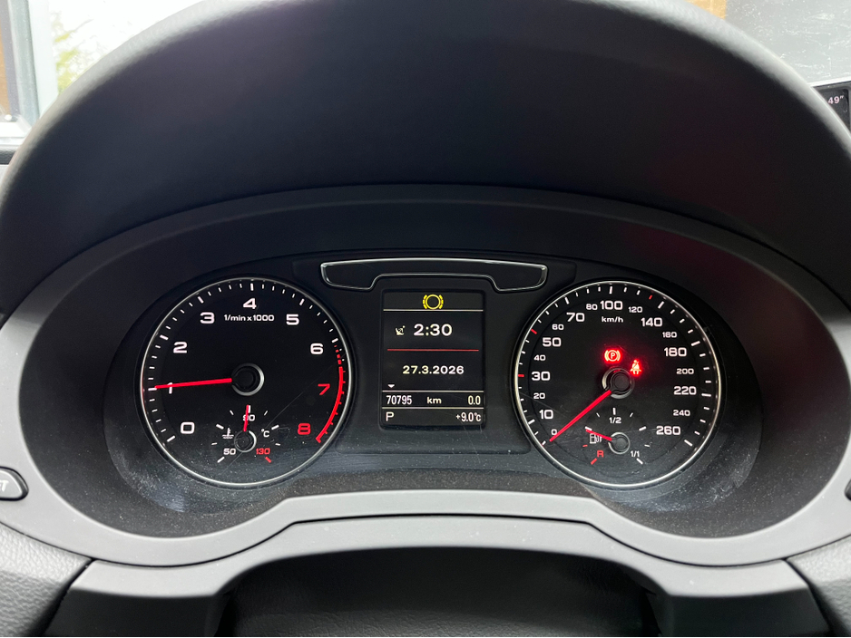 2015 Audi Q3 - image 19