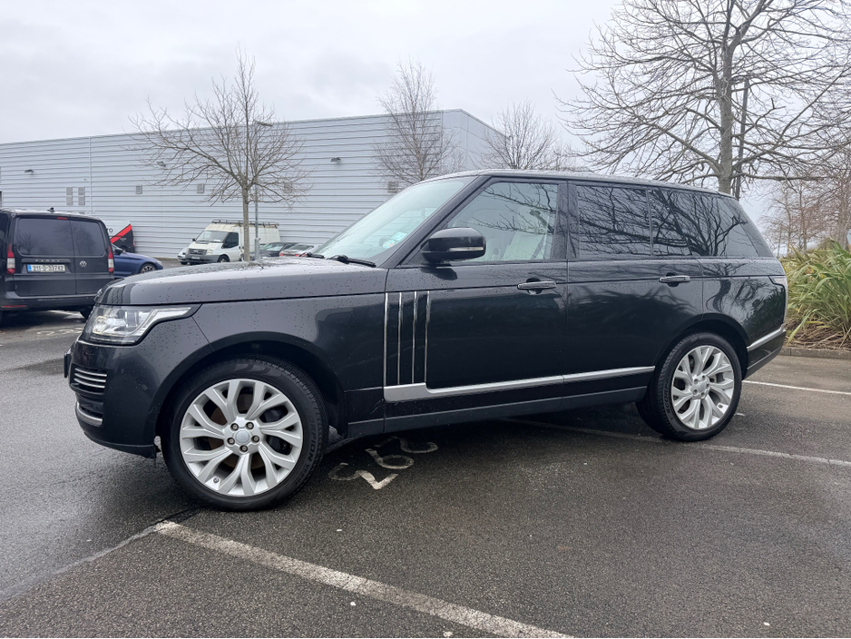 2013 Land Rover Range Rover - image 3