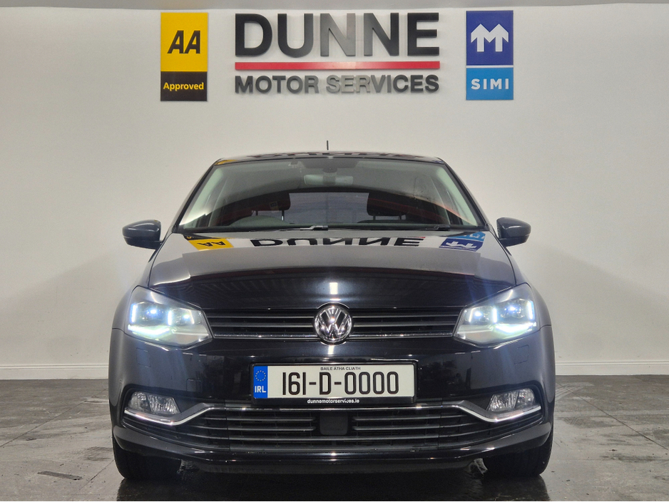 2016 Volkswagen Polo **HIGHLINE**AUTO**LEATHER/ALCANTARA SEATS**HEATED SEATS**ANDROID/APPLE MEDIA RADIO**DISTRONIC CRUISE CONTROL**LED HEADLAMPS**CLIMATE CONTROL**REVERSE CAMERA**AUTO LIGHTS**FOLDING MIRRORS**PADEL SHIFT* €13,899