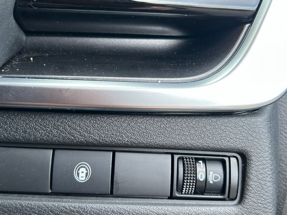 2023 Nissan X-Trail - image 25