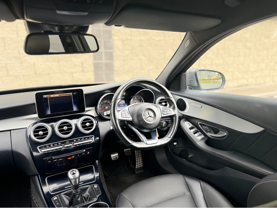2015 Mercedes-Benz C Class - image 14