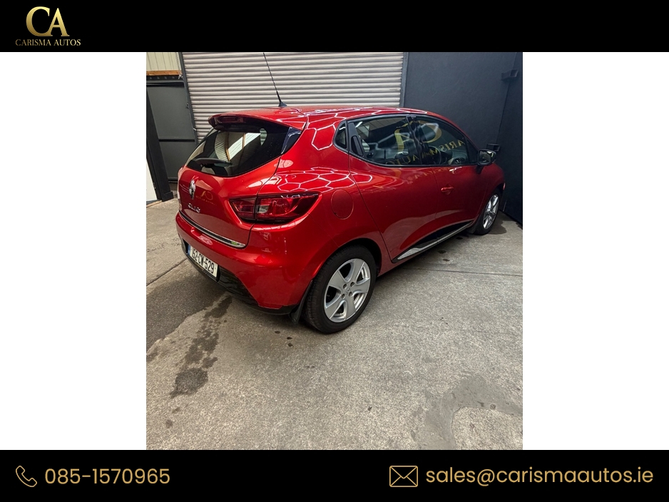 2015 Renault Clio - image 9