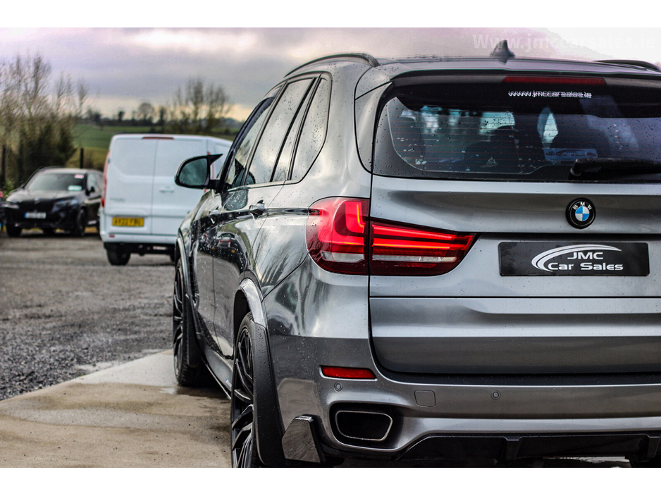 2015 BMW X5 xDrive30d M Sport €32,995