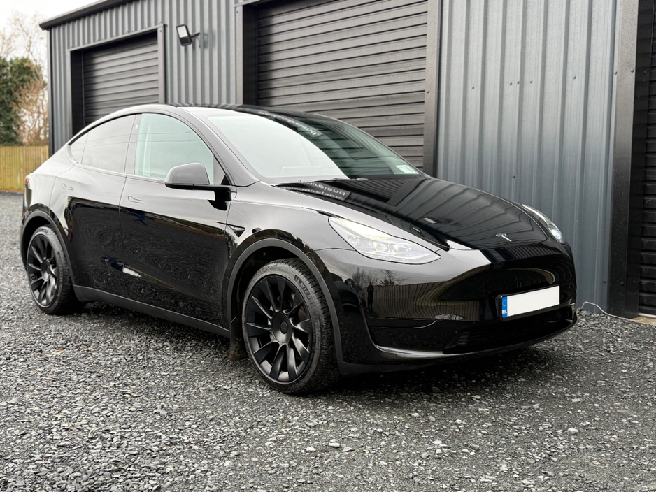 2023 Tesla Model Y - image 3