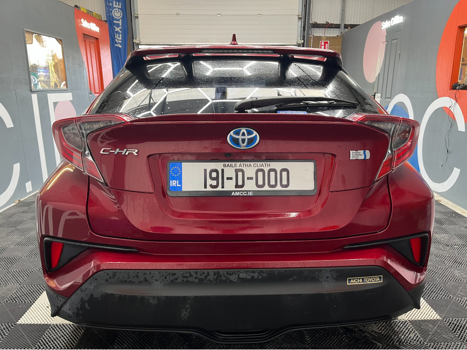 2019 Toyota C-HR 2019 TOYOTA C-HR G 1.8 AUTOMATIC / CRUISE CONTROL / REVERSE CAMERA / HEATED SEATS AND MORE