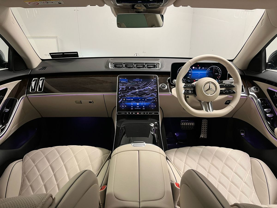 2026 Mercedes-Benz S Class 450e AMG LWB - 19 Inch Alloys - Reversing Camera - Ambient Lighting - Sat Nav - Climate Control - Electric Heated Memory Seats - Keyless Start - Apple CarPlay/Android Auto €151,556