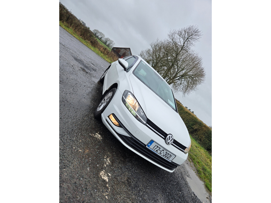 2017 Volkswagen Golf  €10,500