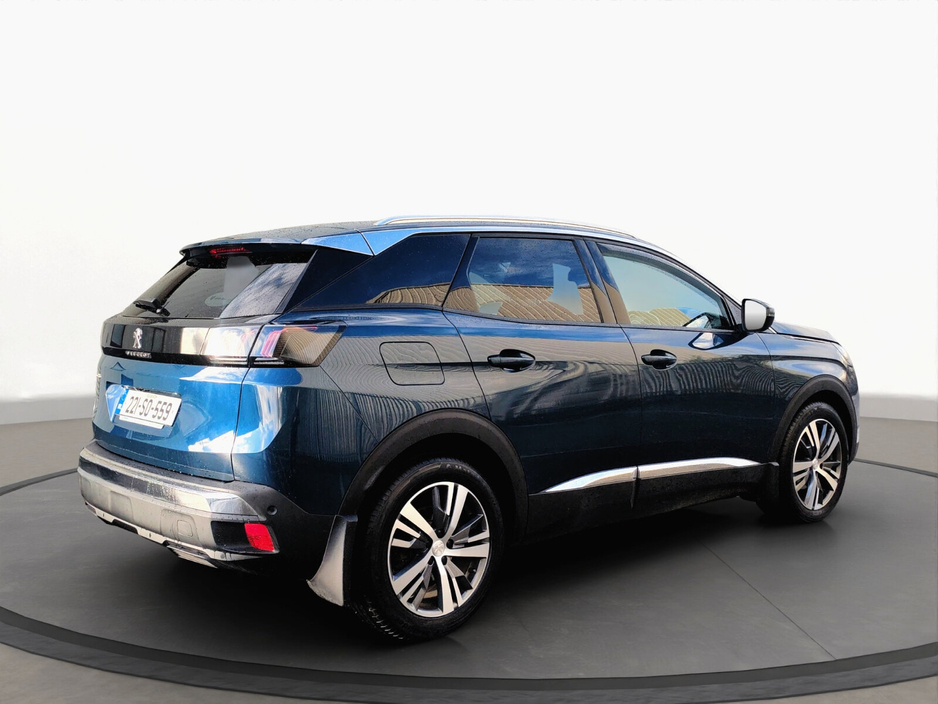 2022 Peugeot 3008 - image 6