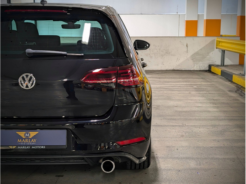 2018 Volkswagen Golf - image 14