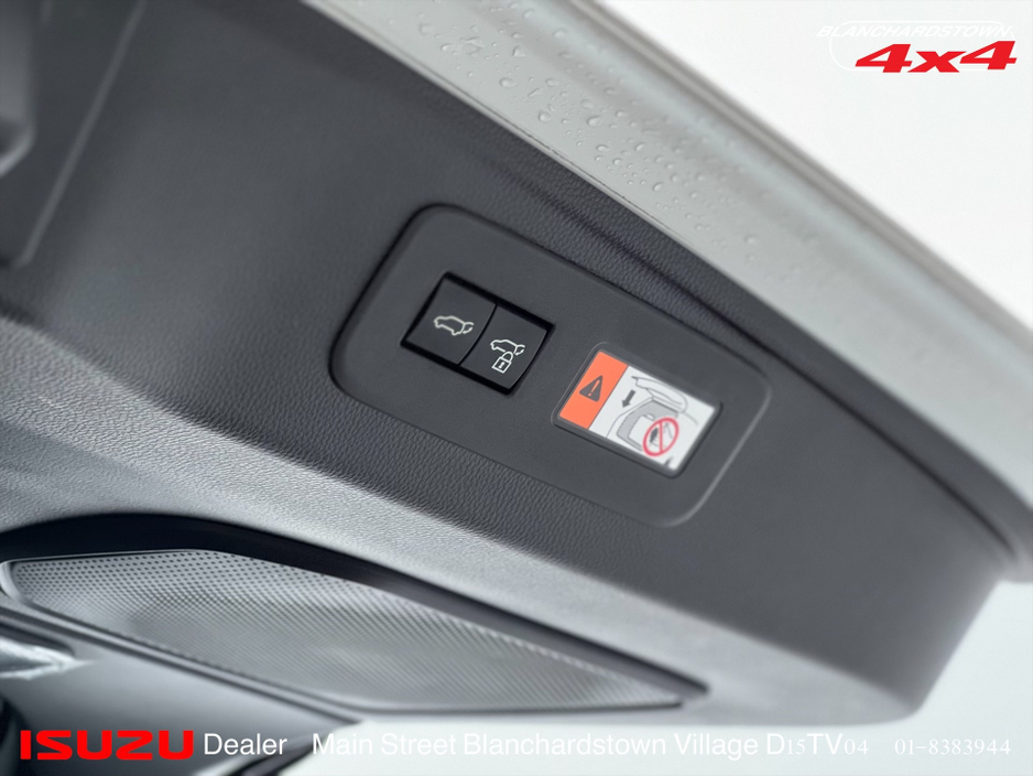 2024 Toyota Landcruiser 242 BUSHIDO 7 SEATER €790 TAX €134,900