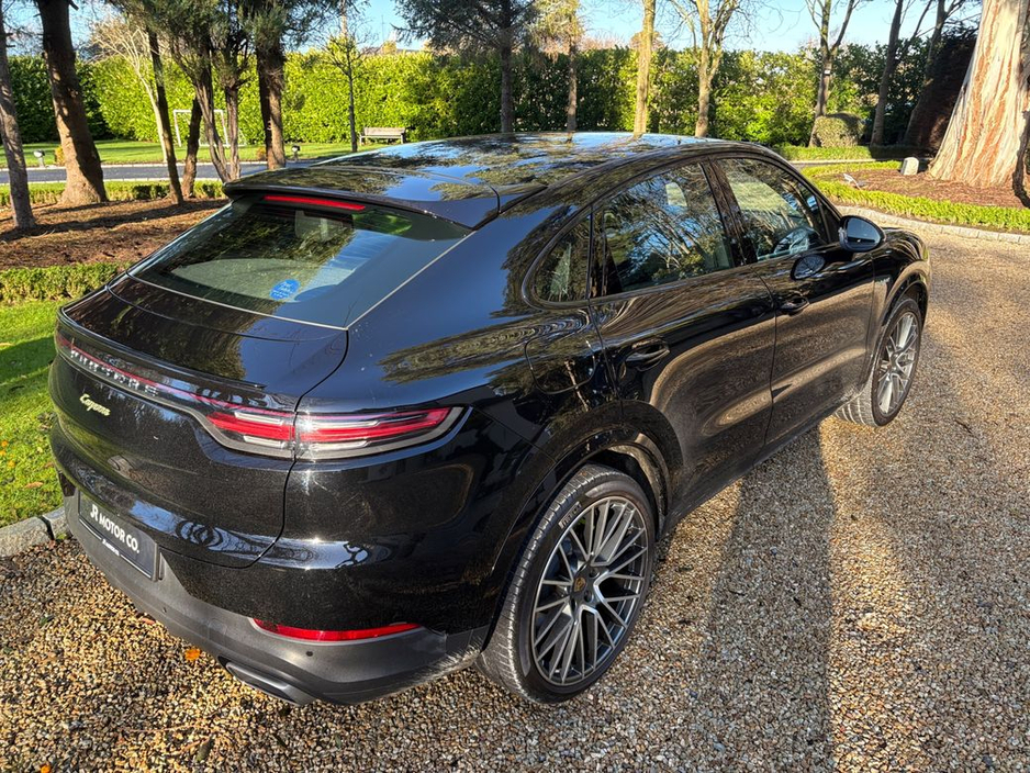 2023 Porsche Cayenne 3.0 E-hybrid 2DR Auto €82,950