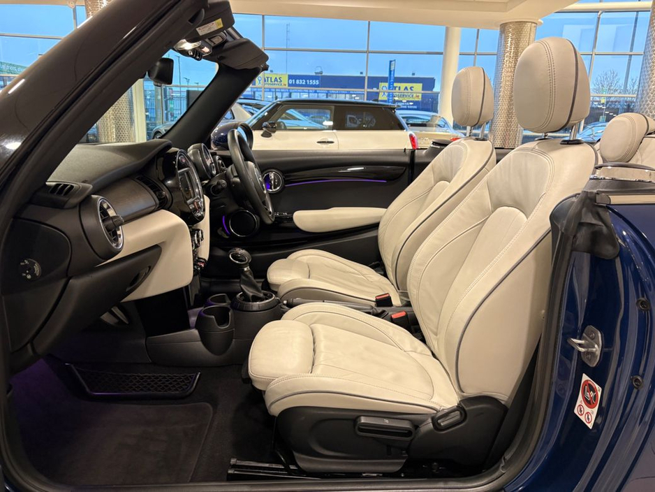 2017 MINI Convertible 1.5 COOPER AUTO=LOW MILES//HUGE SPEC=LEATHER INTERIOR//FULL SERVICE HISTORY=171 D REG=ONLY €270 ANNUAL ROAD TAX//TAILORED FINANCE PACKAGES AVAILABLE=T €17,995