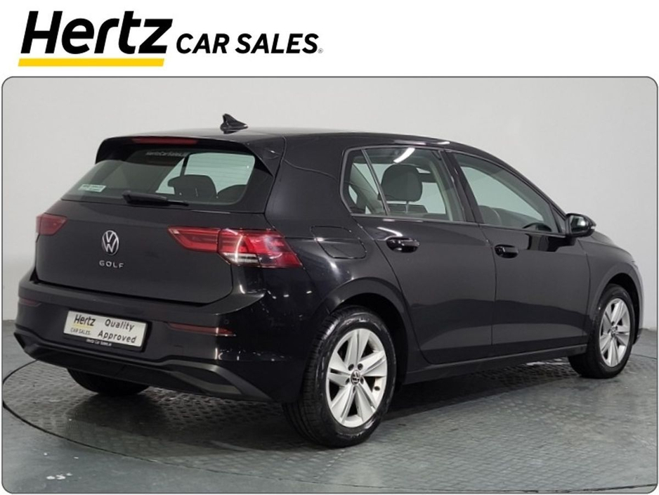 2024 Volkswagen Golf LIFE 110HP Petrol Manual €25,995