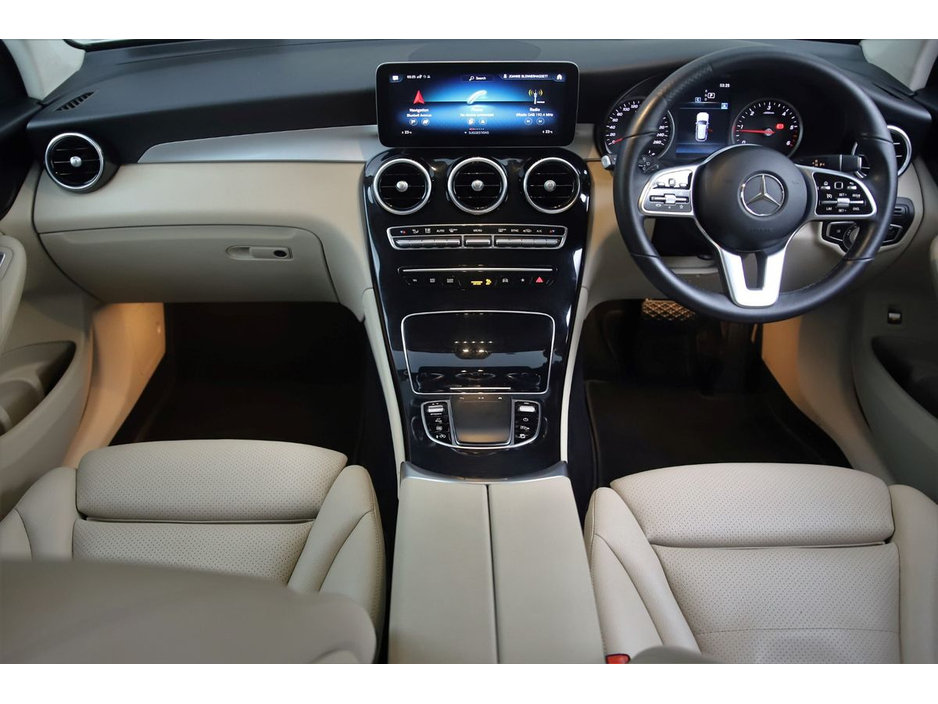 2022 Mercedes-Benz GLC Class - image 14