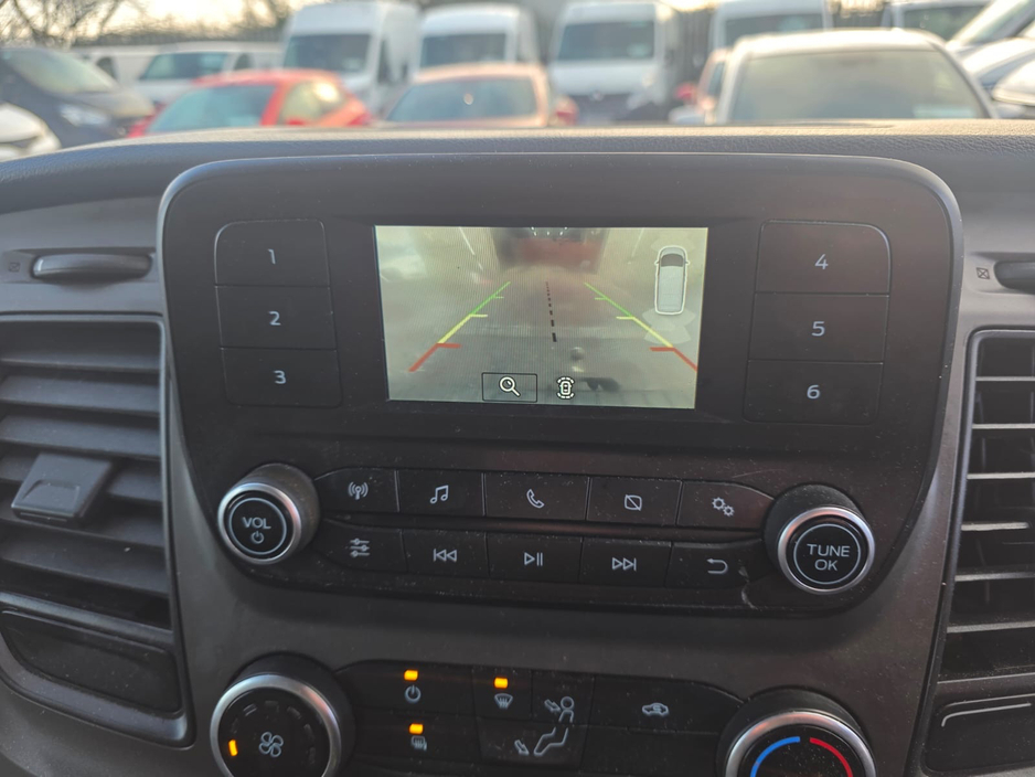 2019 Ford Transit Custom 300 LWB TREND 2 2.0 130 3 €13,999