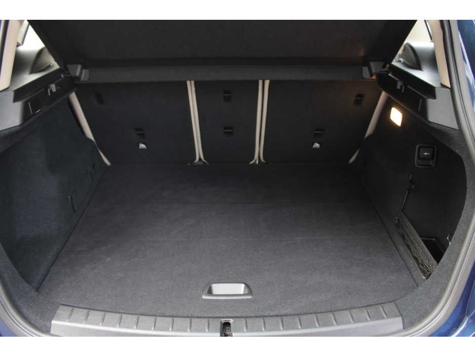 2019 BMW 2 Series - image 18