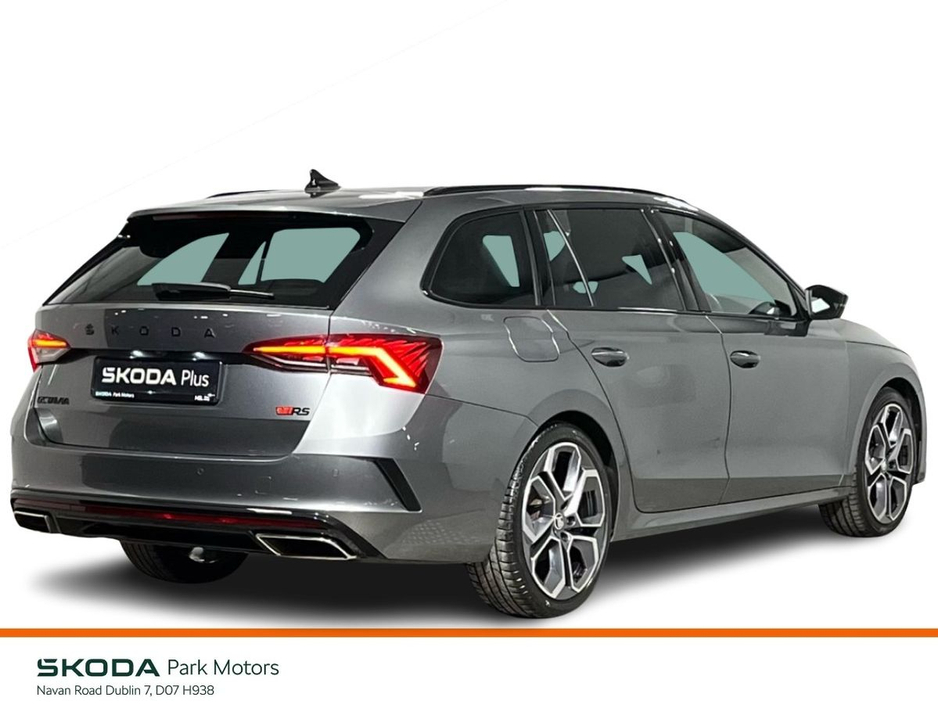 2023 Skoda Octavia - image 3