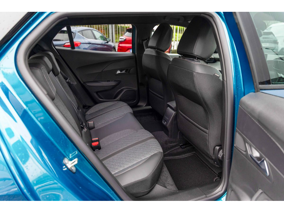 2026 Peugeot 2008 2026 Peugeot 2008 Electric 156bhp (54 kWh) Allure