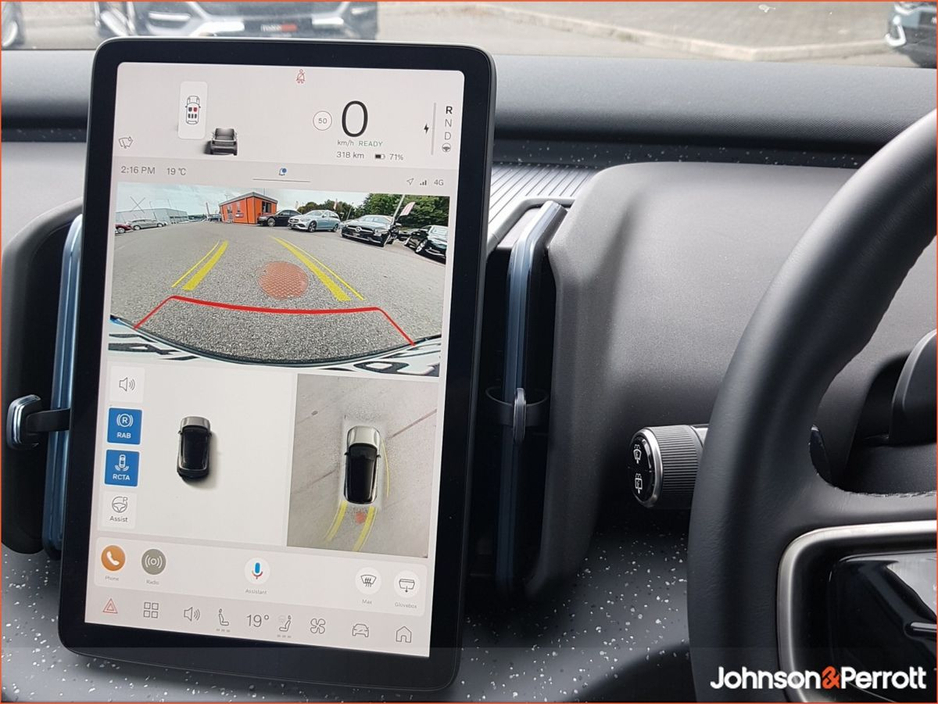 2024 Volvo EX30 Ultra 428bhp Twin Motor AWD 69kWh (Three Year Volvo Selekt Warranty) €40,900