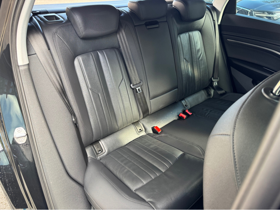 2022 Audi e-tron 55 TECHNIK QUATTRO 300kw  95kWh//LOW MILEAGE//AUDI HISTORY//LOVELY CONDITION//SIMI AND AA DEALER €32,950