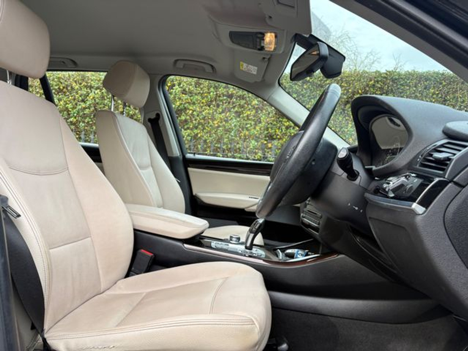 2016 BMW X3 - image 26