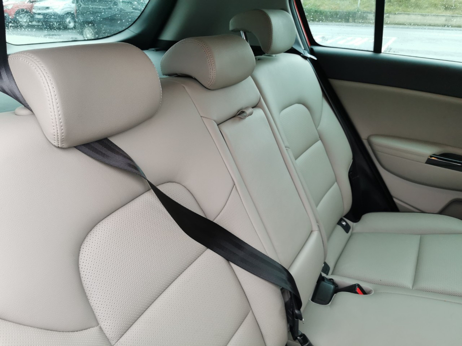 2019 Kia Sportage - image 15