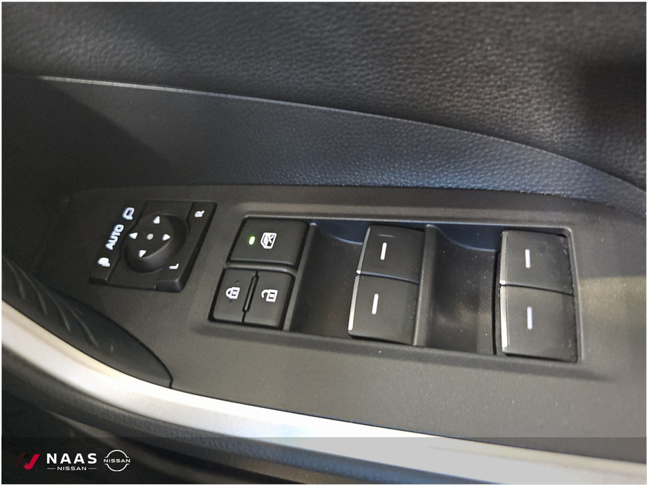 2025 Toyota Rav4 - image 28