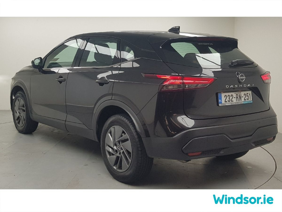 2023 Nissan Qashqai 1.3 PET MILD HYBRID SV CVT €28,995