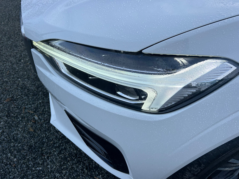 2020 Volvo XC60 - image 33