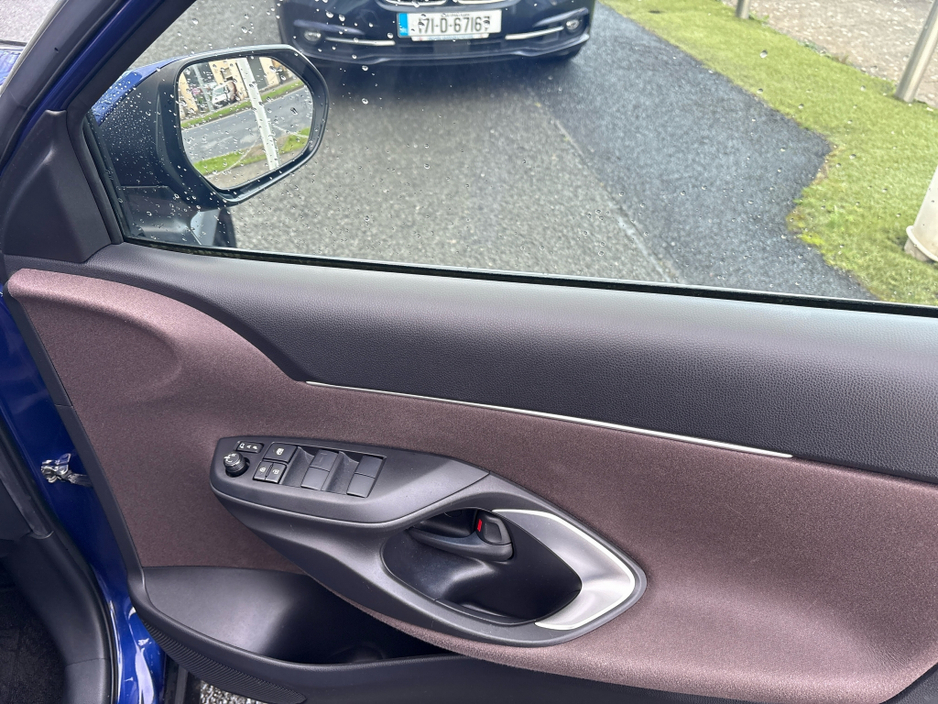 2021 Toyota Yaris Cross 1.5L Petrol Hybrid Automatic €25,950