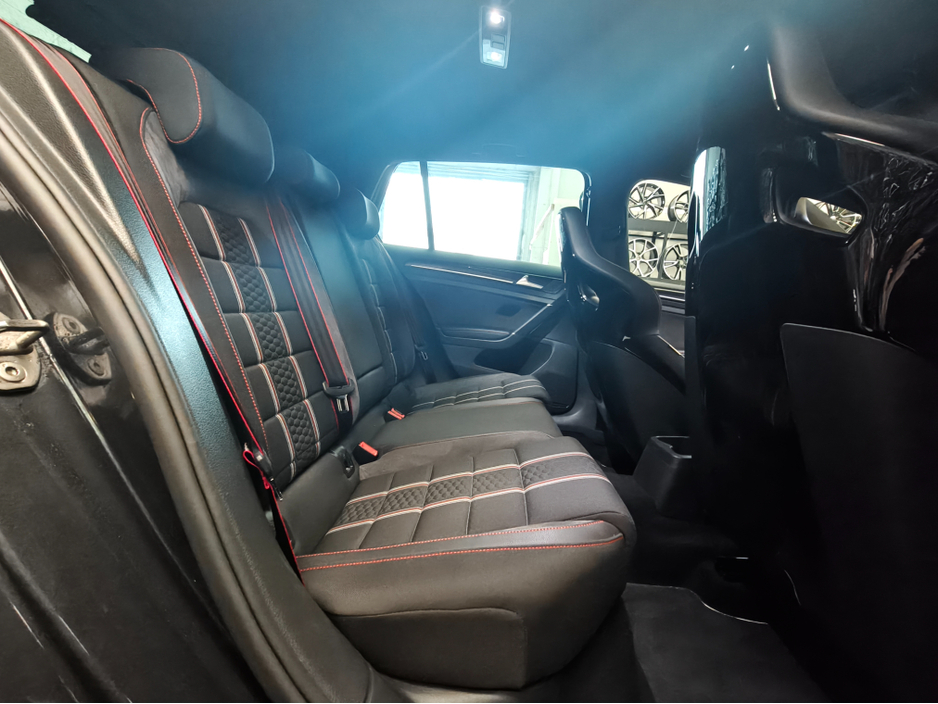 2016 Volkswagen Golf GTI Clubsport Track Edition//LOW KMs €29,450