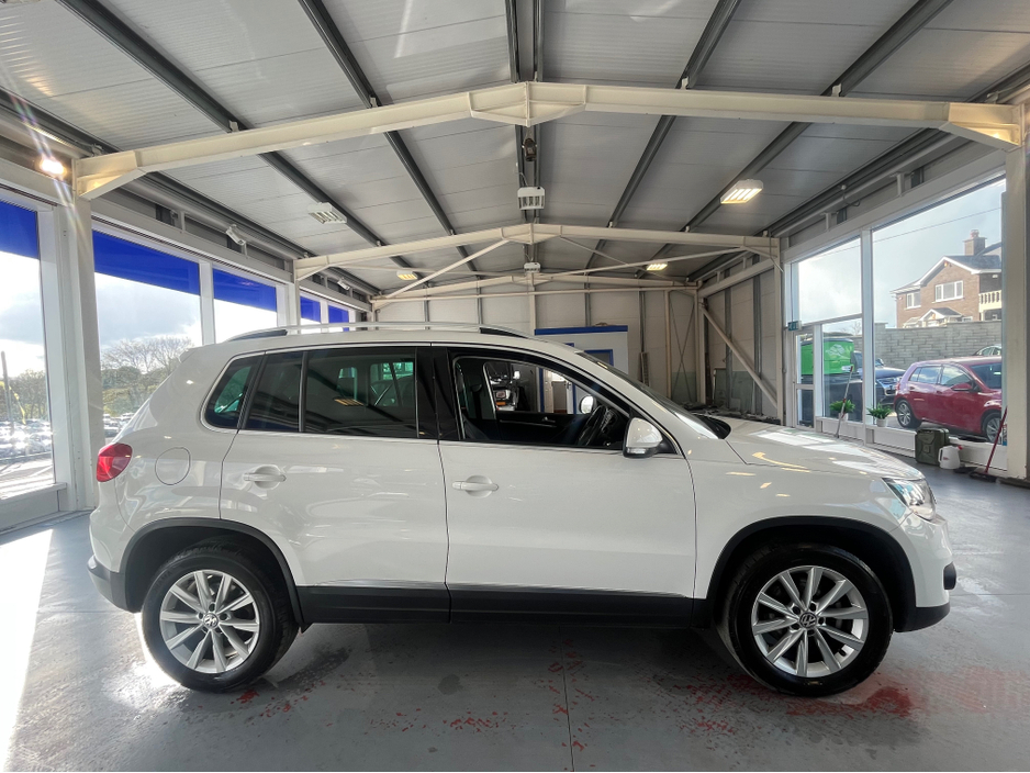 2012 Volkswagen Tiguan SPORT 2.0 TDI MANUAL 6SPEED FWD 110HP 4DR €8,950