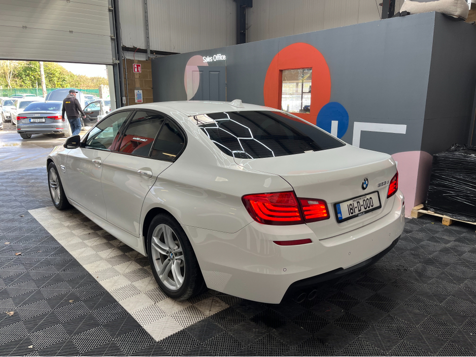 2017 BMW 5 Series - image 5