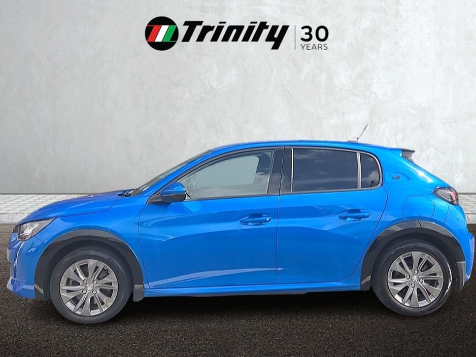 2020 Peugeot 208 - image 5