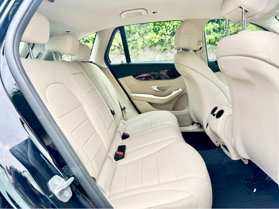 2018 Mercedes-Benz GLC Class - image 22