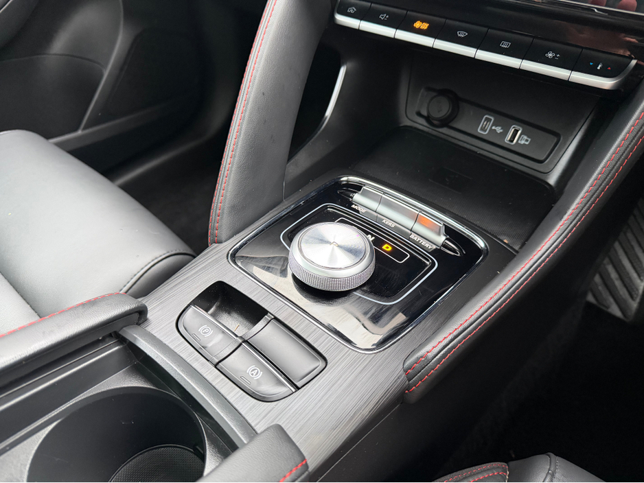 2023 MG ZS TROPHY EV LONG RANGE 73KWH//LOW MILEAGE//SUNROOF FULL LEATHER//SIMI AND AA DEALER €21,900