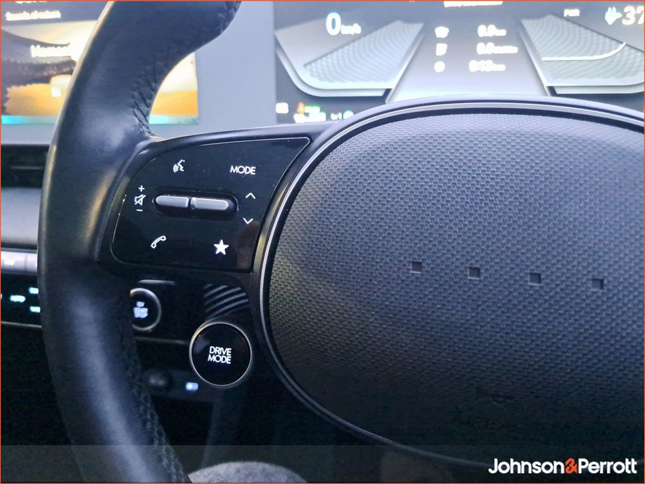 2023 Hyundai Ioniq 5 ONE LADY OWNER! 77kW Platinum €32,900