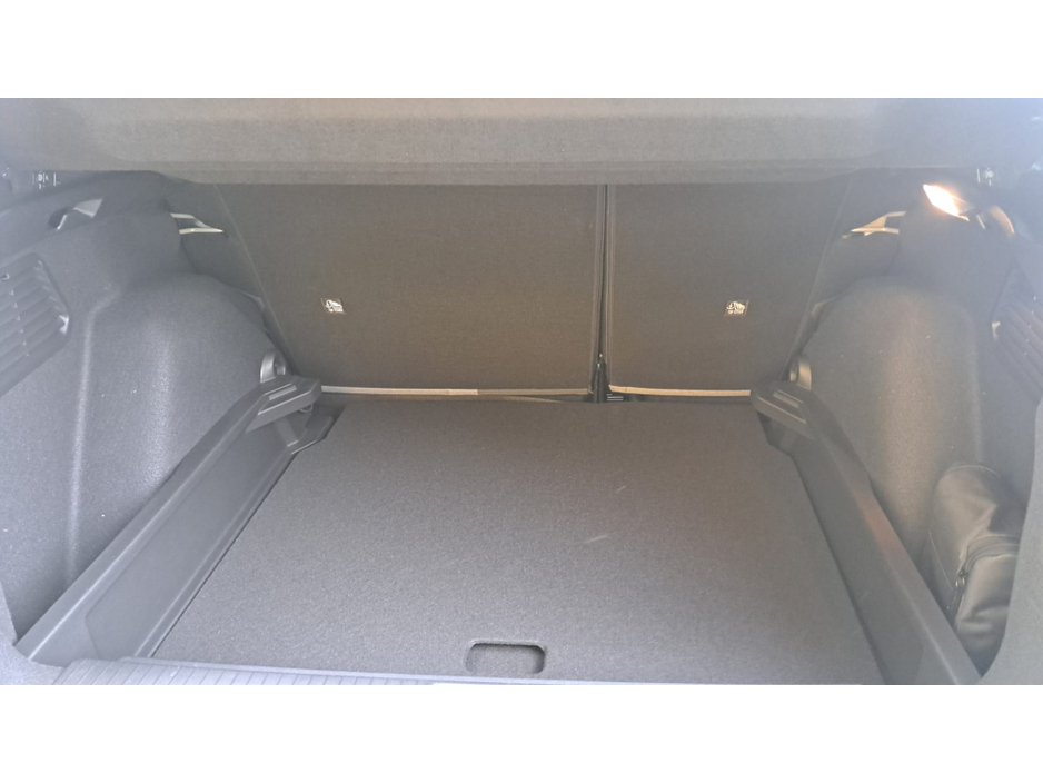 2025 Opel Frontera - image 13