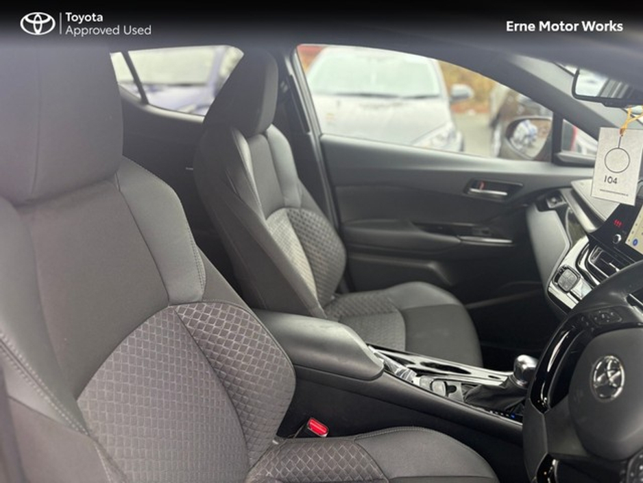 2023 Toyota C-HR C-HR HYBRID SPORT €28,950
