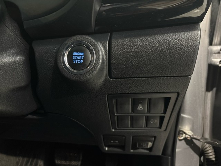 2020 Toyota Hilux DCAB INVINCIBLE AUTO €40,500