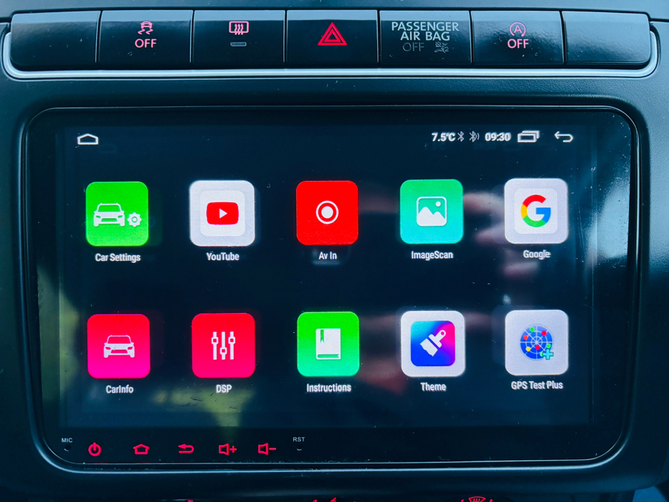 2013 Volkswagen Polo  €8,950