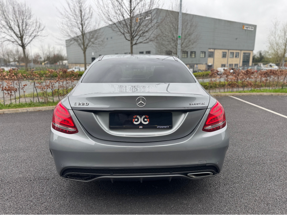 2015 Mercedes-Benz C Class - image 8