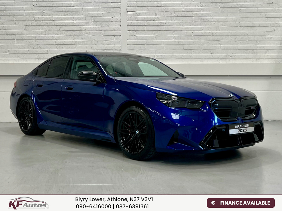 2025 BMW M5 V8 4.4L PHEV 727bhp Auto - 251 Reg €137,995
