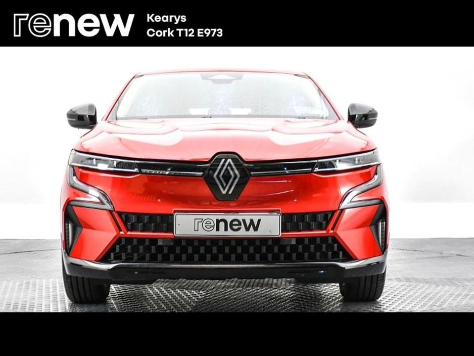2023 Renault Megane E-Tech - image 8